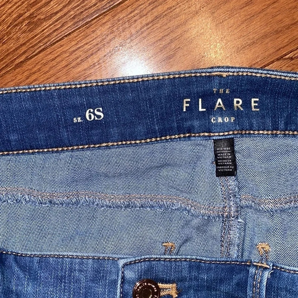 White House Black Market The flare cropped Jeans - Picture 15 of 16